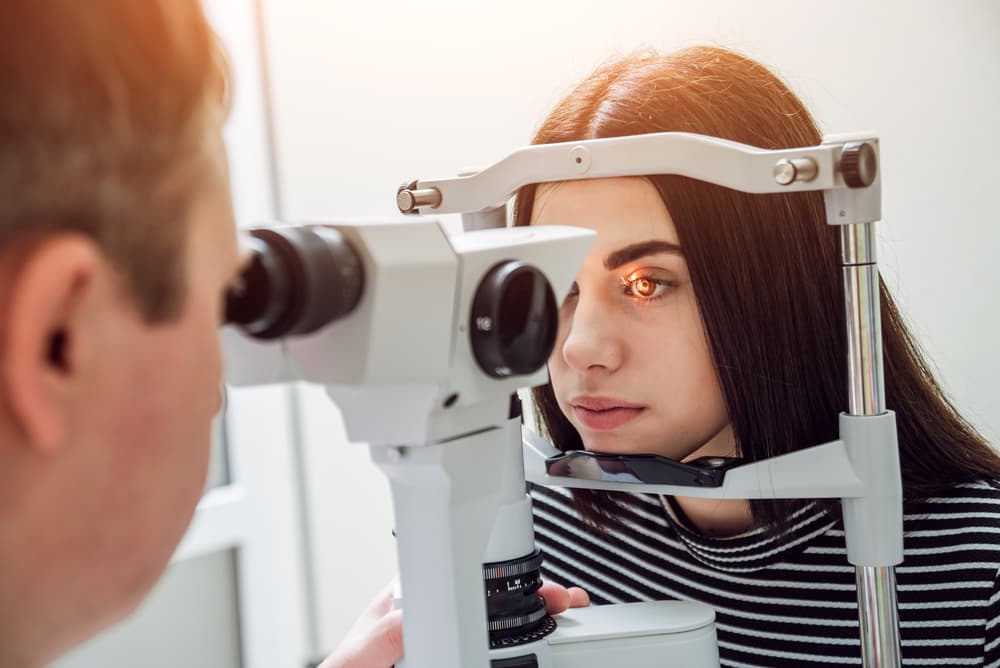 Биомикроскопия глазного дна